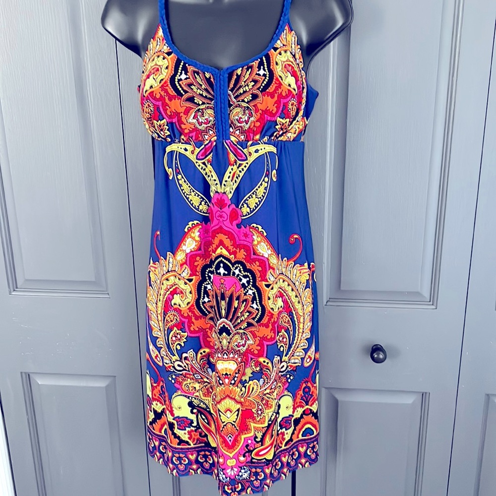 Beautiful Summer Dress by Valerie Bertinelli Size 6